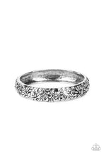 Load image into Gallery viewer, Bracelet
