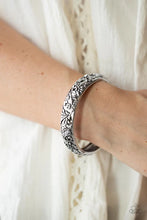 Load image into Gallery viewer, Bracelet
