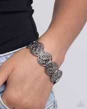 Load image into Gallery viewer, Bracelet
