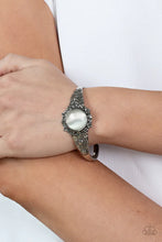 Load image into Gallery viewer, Bracelet
