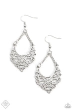 Load image into Gallery viewer, Earrings
