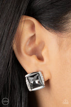 Load image into Gallery viewer, Earrings
