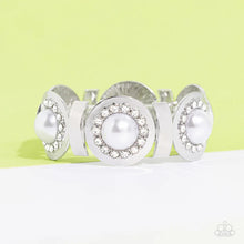 Load image into Gallery viewer, Bracelet
